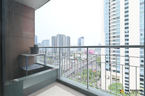 Villa Asoke near MRT Phetchaburi Station More Relaxation with Condo Near MRT