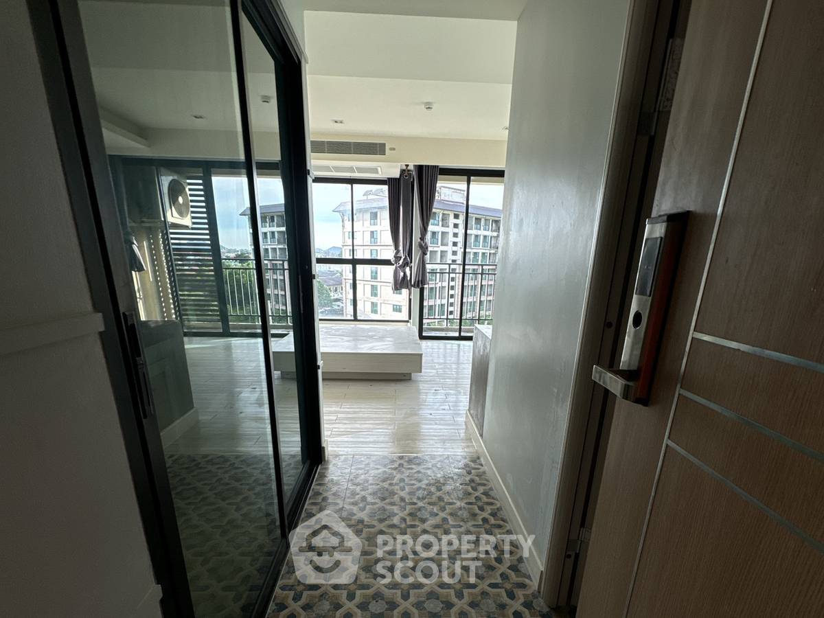 รูป คอนโด 1-ห้องนอน ที่ เอ็กซ์ซีด ทุ่งกราด ใกล้ แหลมฉบัง (ID 3369528) - รูปที่ 2/7
