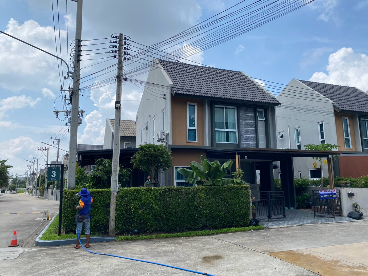 รูป ขายบ้านด่วน ‼️ เจ้าของขายเอง ‼️ใจกลางเมืองศรีราชา‼️ - รูปที่ 2/10