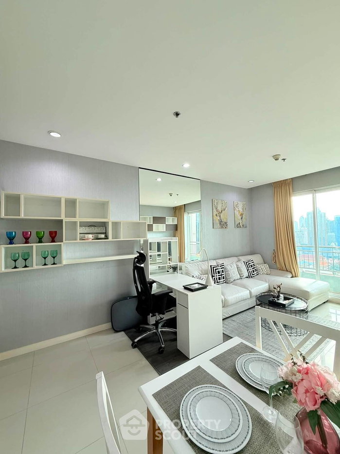 picture 2-BR Condo at Circle Condominium near MRT Phetchaburi (ID 3375027) - 25/26