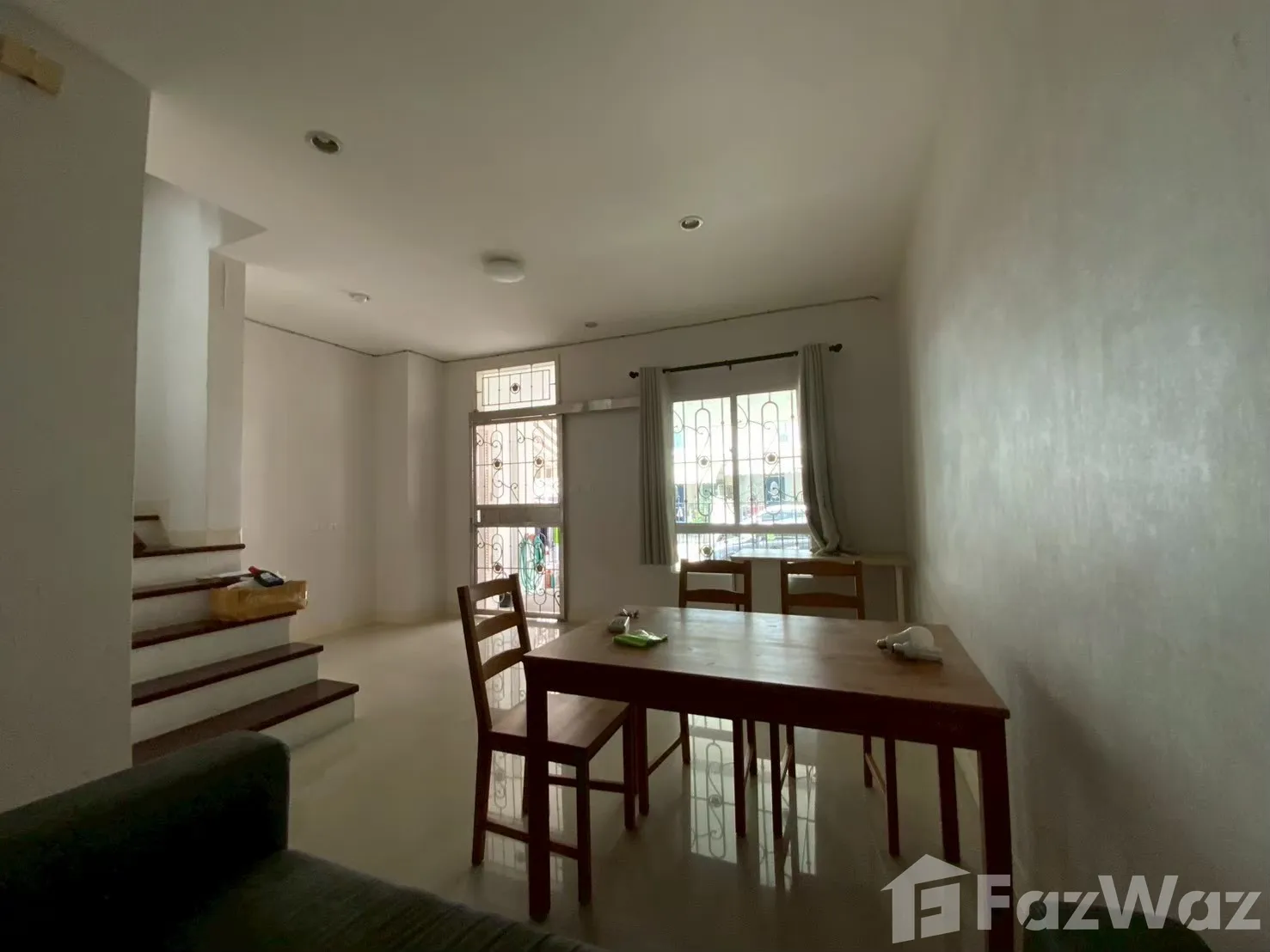 3-bed townhouse for sale, 173 sqm, 22 sq wah, Chuan Chuen Charan 3