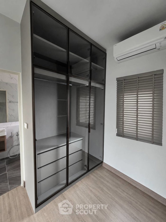 รูป บ้านแฝด 3 ห้องนอน | Baan Klang Muang The Edition Srinakarin-Suanluang (ID 3371291) - รูปที่ 11/11