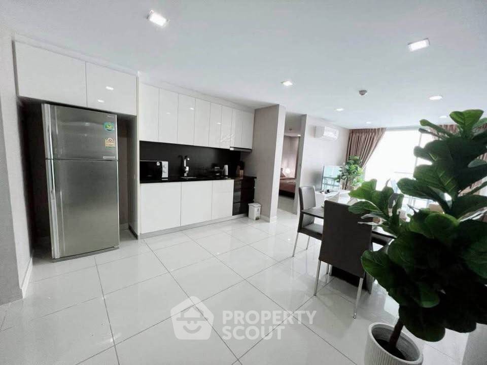 picture 2-BR Condo at Park Royal 3 Pattaya close to Phratamnak (ID 2986026) - 2/11