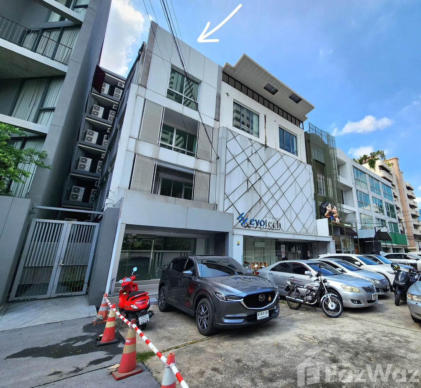 ขายทาวน์โฮม 3 ห้องนอน 180 ตร.ม. 20 ตร.ว. เขตวัฒนา