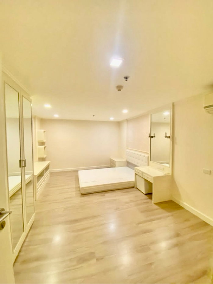 รูป คอนโด The Emporio Place สุขุมวิท 24 - รูปที่ 6/9