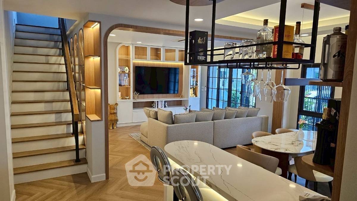 รูป บ้าน 4 ห้องนอน Centro Bangna ขนาด 265 ตารางเมตร ย่านบางแก้ว (ID 3373055) - รูปที่ 3/12