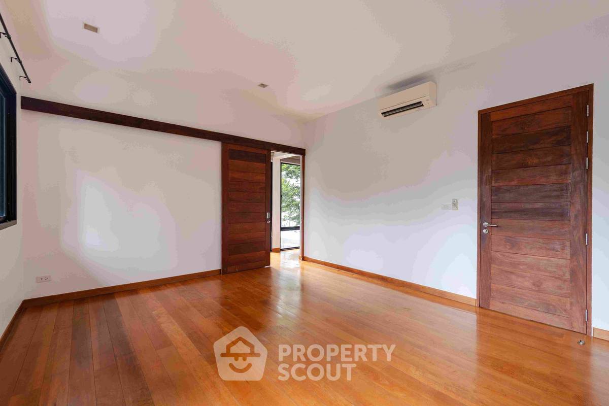 picture Pet-Friendly 3-BR House, 250 Sqm, Phrom Phong, BTS Phrom Phong (ID 3374855) - 11/24