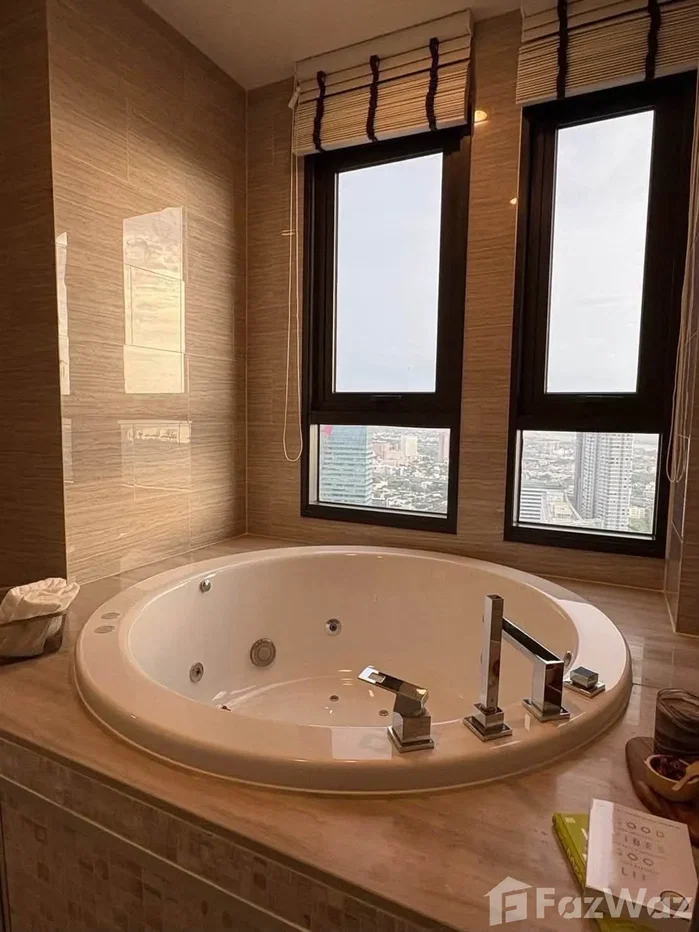 picture Expansive Penthouse 220 Sq.M. | High Floor 48F 6837736 - 12/18