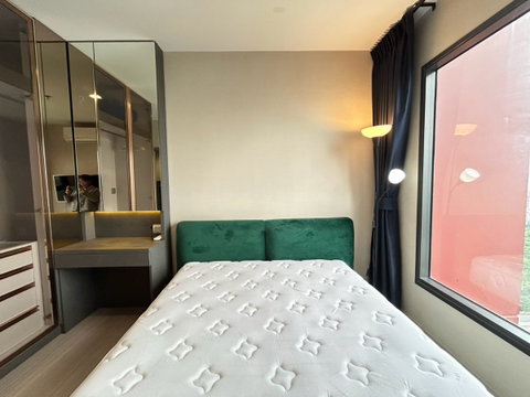 PFD-09226 Condo for rent Life Asoke Hype : Beautifully decorated, modern-style room—ready to move in.