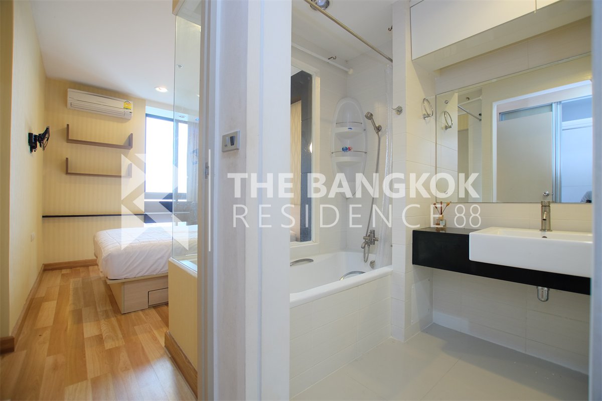 picture Ideo Ratchada-Huaykwang Move-in Ready, Just Bring Your Stuff near MRT Huai Khwang Station - 3/10