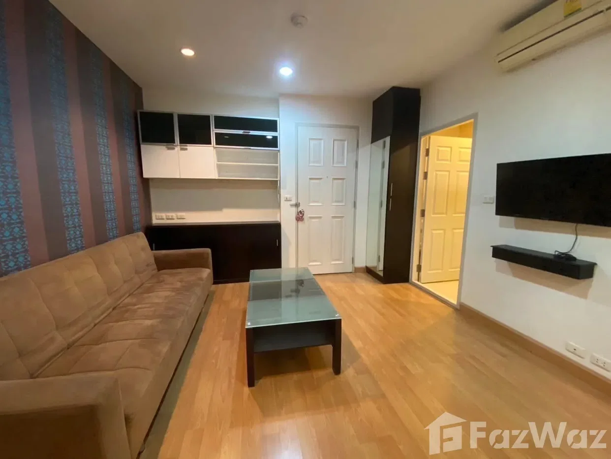 picture Top Floor Unit at Life @ Ratchada - Ladprao 6842260 - 8/10