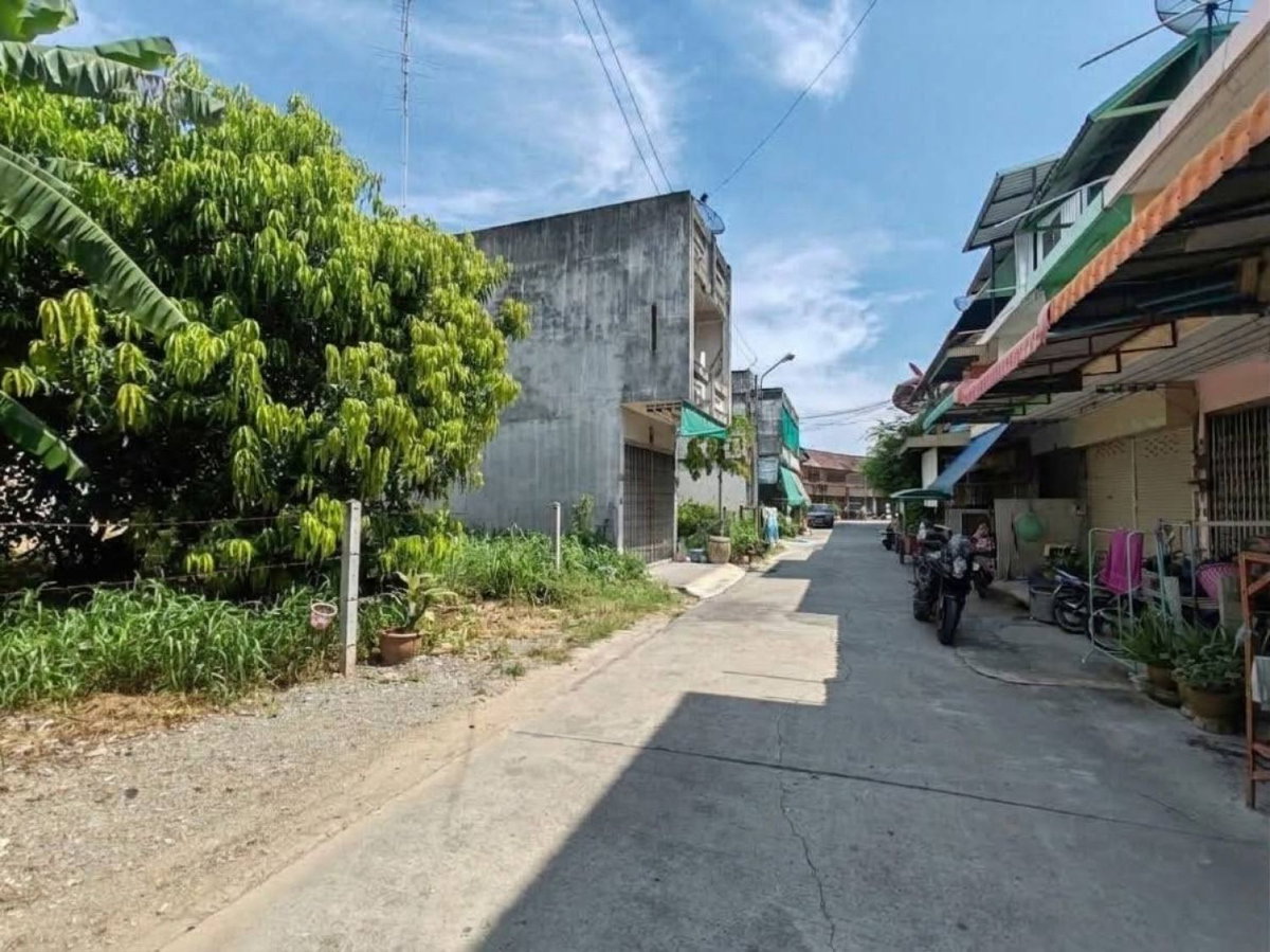 รูป ขายที่ดินเปล่าใจกลางอู่ทอง สุพรรณบุรี 40 ตร.ว. ผังเมืองสีเหลือง ถมแล้วติดถนนสาธารณะ เหมาะลงทุนระยะยาว ใกล้แหล่งชุมชน | #TPI-3519 - รูปที่ 3/4