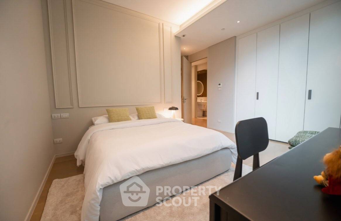 picture Spacious 2-BR 126 Sqm At Baan Sindhorn Near BTS Ratchadamri (ID 3373353) - 15/17