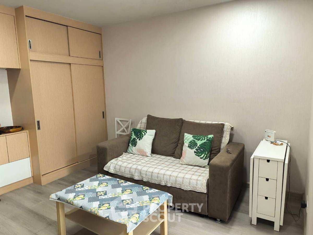 รูป คอนโด 1-ห้องนอน ที่ ลัดดา คอนโดวิลล์ ใน ศรีราชา (ID 3373275) - รูปที่ 2/9