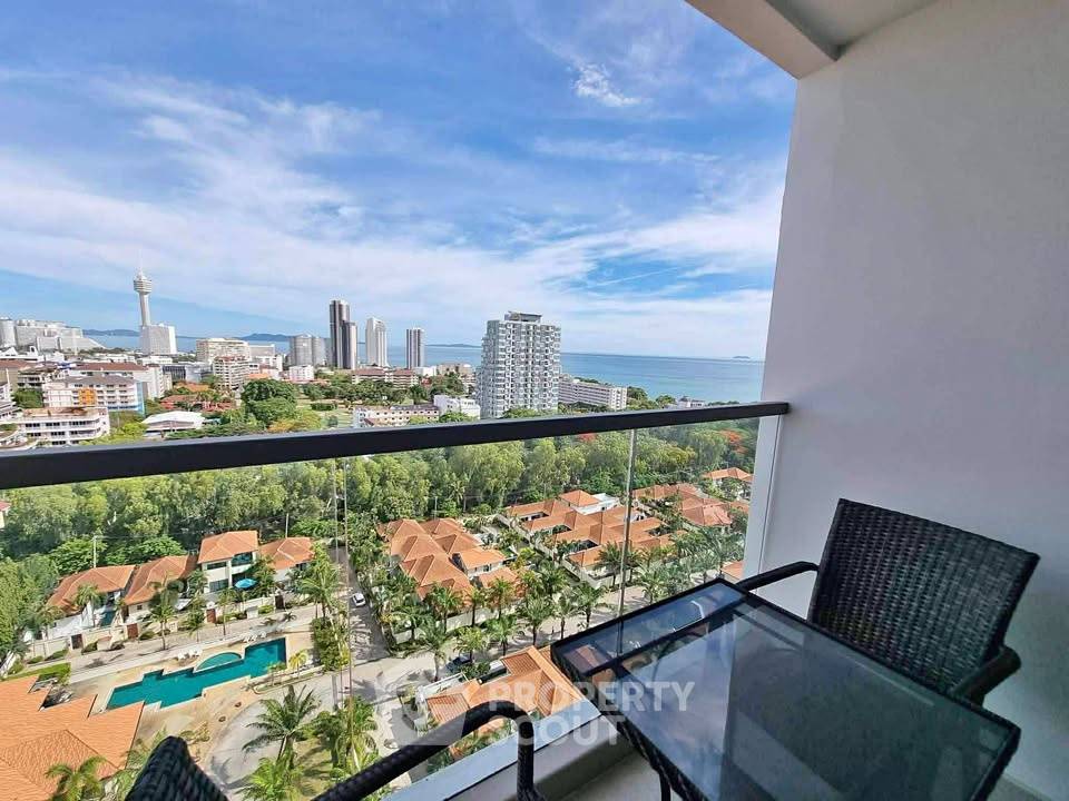picture 1-BR Condo at The Peak Towers close to Phratamnak (ID 2791832) - 1/14