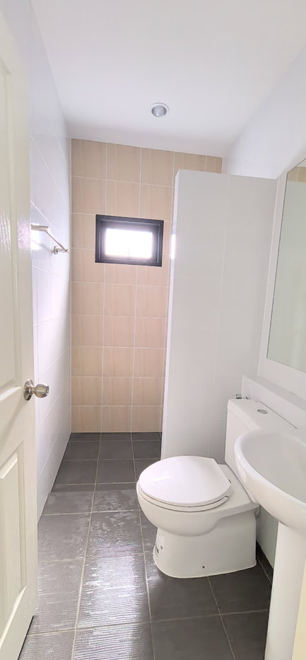 picture Pet-Friendly 4-Bedroom House for Rent in Lam Luk Ka, Khlong 6 - 6/18