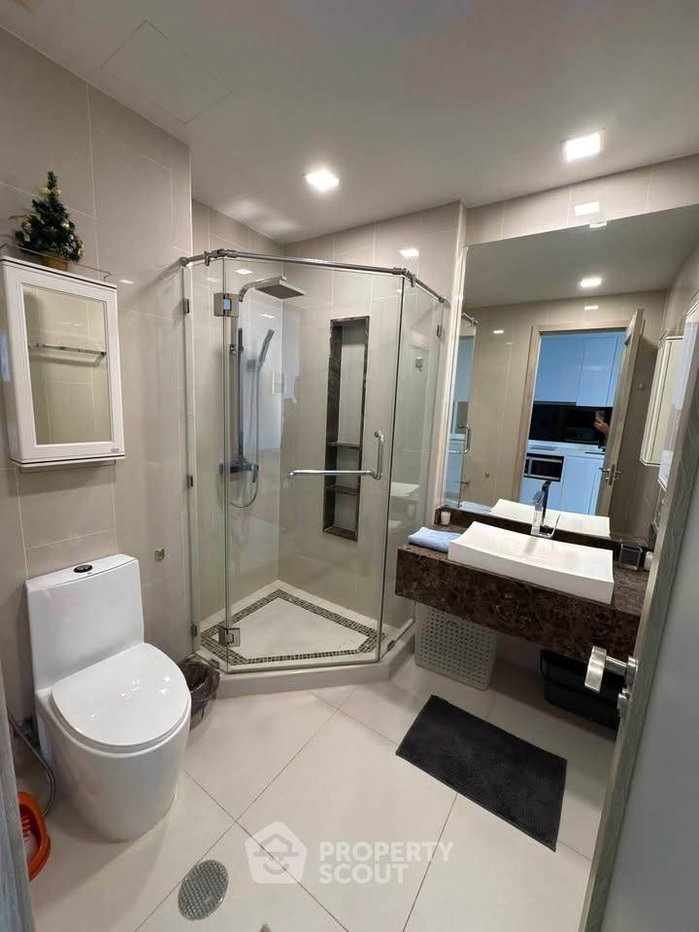 picture Studio Condo at The Peak Towers close to Phratamnak (ID 2749713) - 7/12