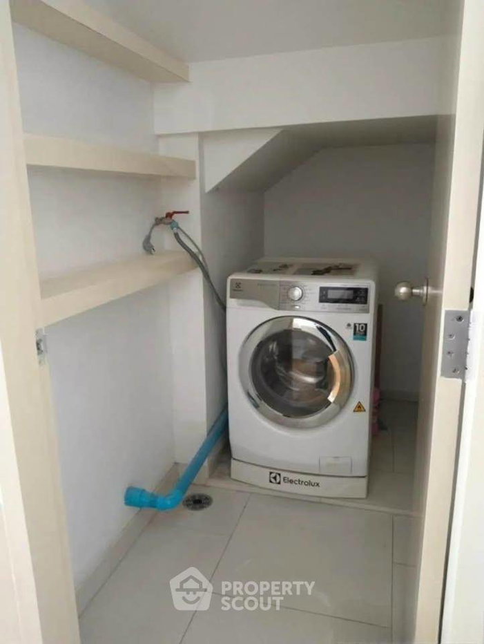 รูป คอนโด 1 ห้องนอน ชั้น 43 Villa Ratchatewi ใกล้ BTS พญาไท (ID 2988554) - รูปที่ 4/8