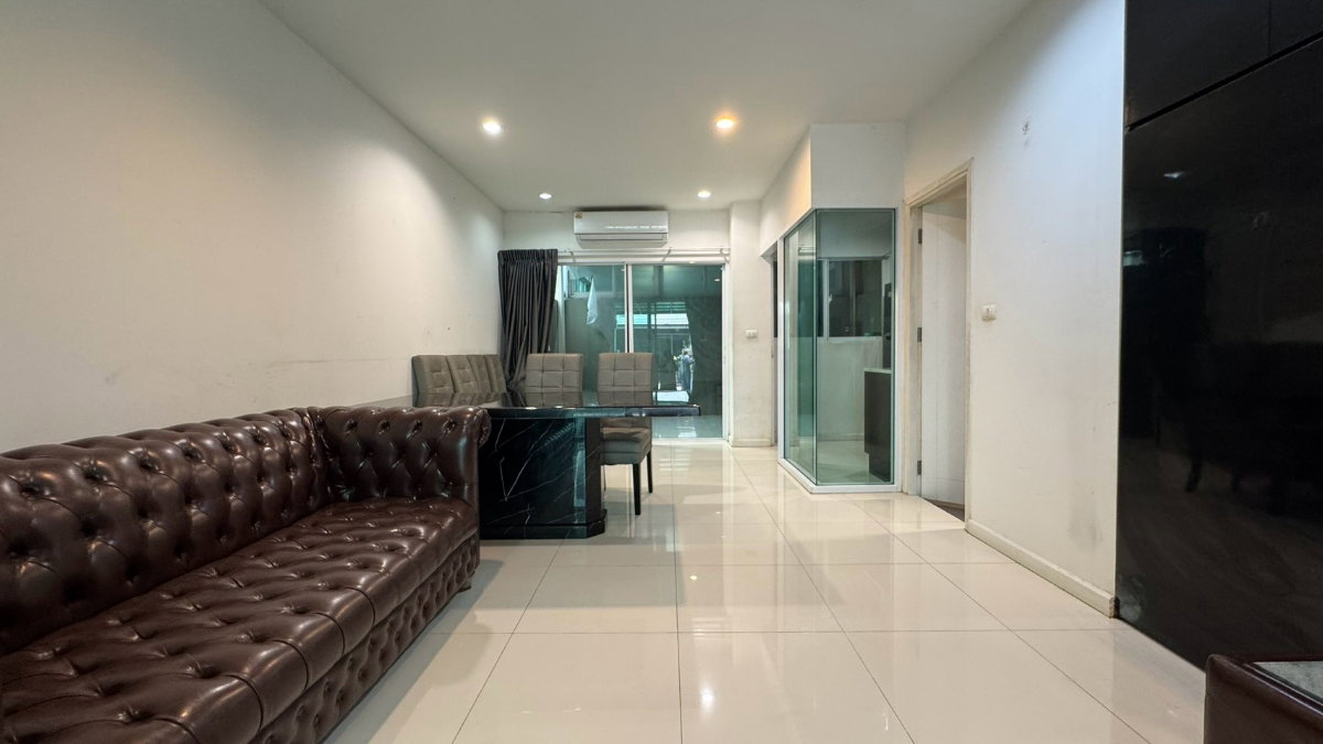 รูป ถูกมากทาวน์โฮม 3ชั้น Patio แจ้งวัฒนะ ใกล้รถไฟฟ้าและทางด่วน Yield สูง - รูปที่ 4/15
