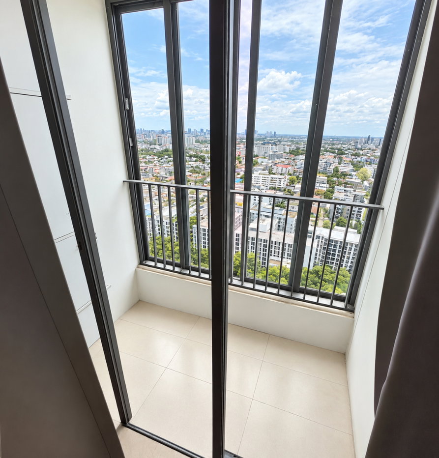 picture 2BR Condo Ideo Mobi Sukhumvit 81 | 42.83 Sqm, 24th Floor Near BTS On Nut - 5/8