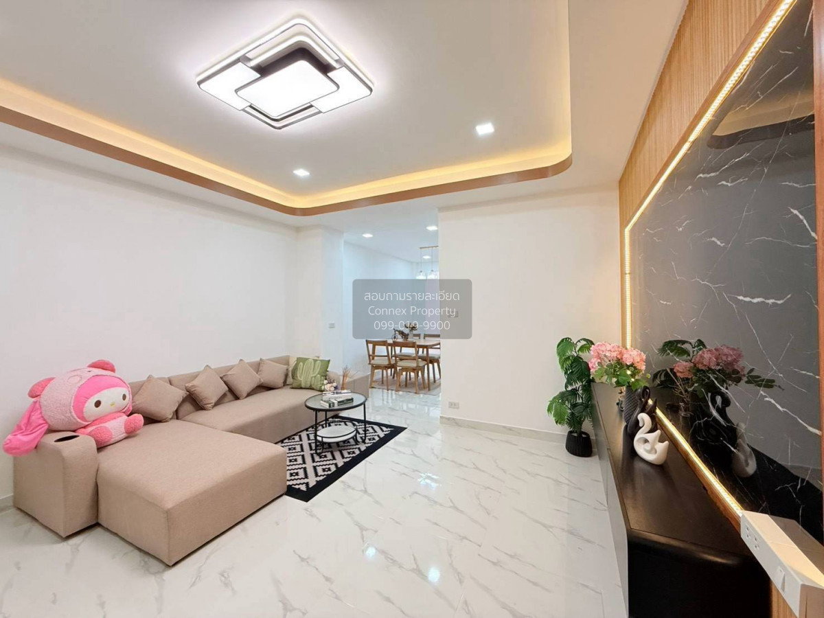 2-bed townhouse for sale, 64 sqm, 16 sq wah, Jirathorn