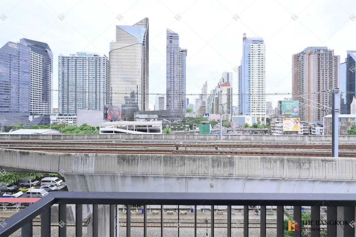 picture Life Asoke near MRT Phetchaburi Station Full-featured common area - 1/10