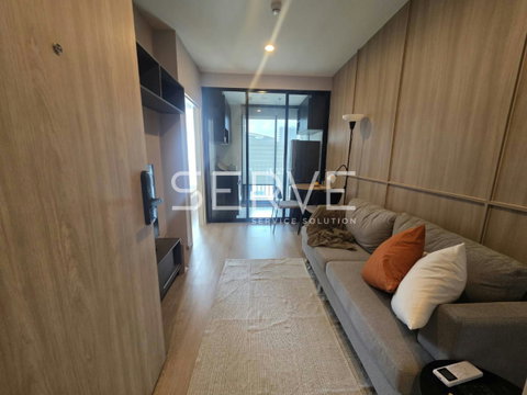  1 Bed Large Room City View Fully furnished Good Location New Condo Close To  MRT Phra Ram 9  220 m. @  NUE District R9