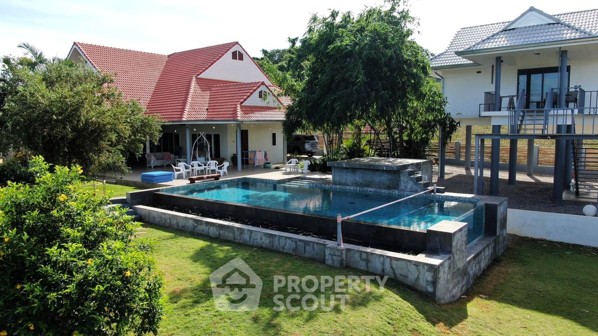 picture Pet-Friendly 4-BR Villa, 240 Sqm, Wang Phong, Pran Buri (ID 3373604) - 7/50