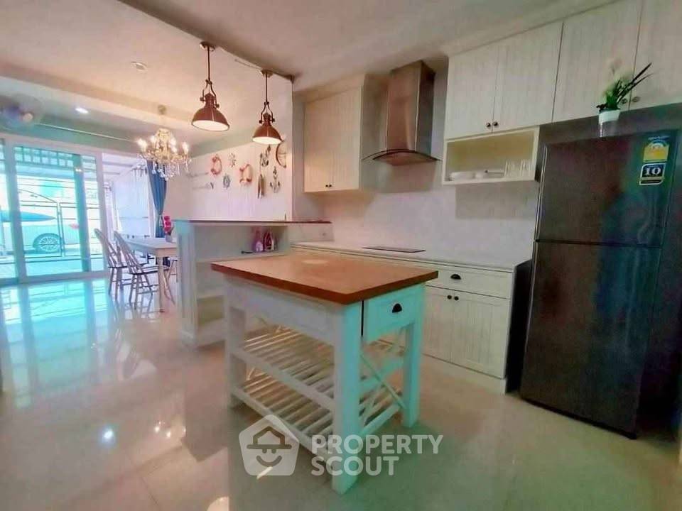 รูป บ้าน 3-ห้องนอน ที่ บริสตอล พาร์ค พัทยา ใกล้ เมืองพัทยา (ID 3373980) - รูปที่ 4/16