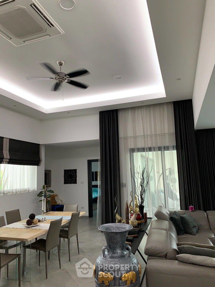 รูป วิลล่า 4-ห้องนอน ใกล้ เมืองพัทยา (ID 3373916) - รูปที่ 10/19