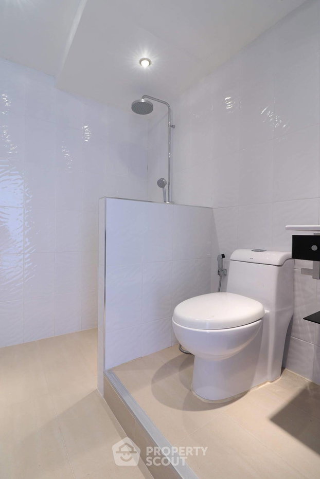picture 1-BR Condo at VIP Condochain Pattaya in Na Chom Thian (ID 3374590) - 6/12