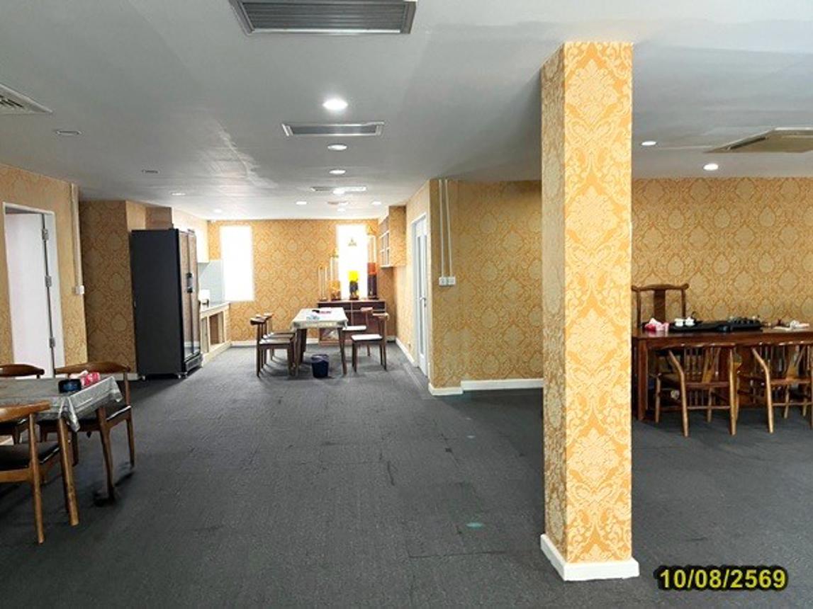 picture OFFICE 183.2 Sq.w. Wang Thonglang Bangkok for 34.5M - 25/39