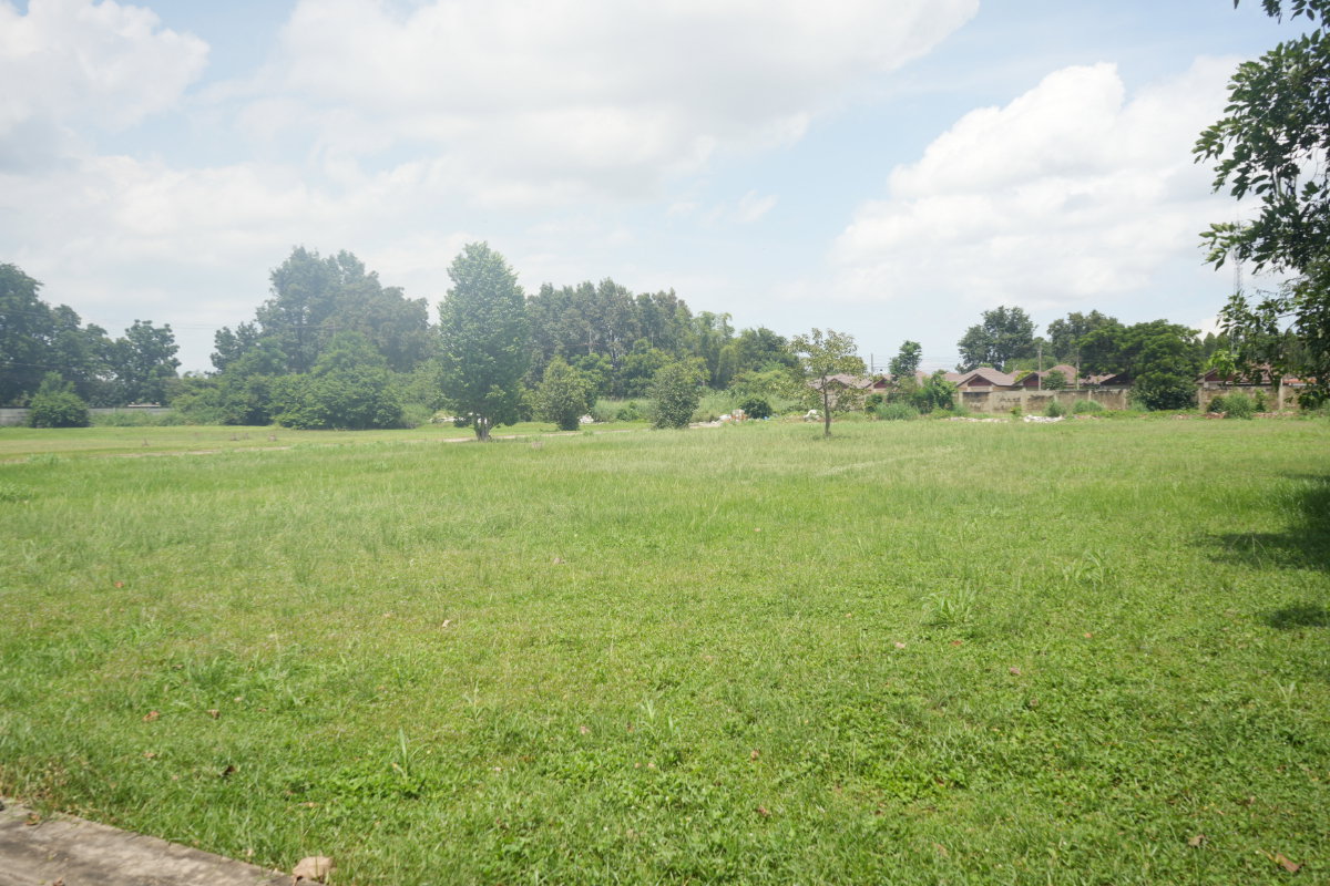 picture Factory Property for Sale by Owner – 14 Rai with Buildings on Main Road - 23/33