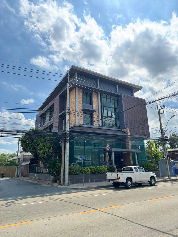 รูป 🏢✨ ขายอาคารสำนักงาน 3.5 ชั้น พร้อมลิฟต์ | เลียบทางด่วน - รามอินทรา - รูปที่ 2/16
