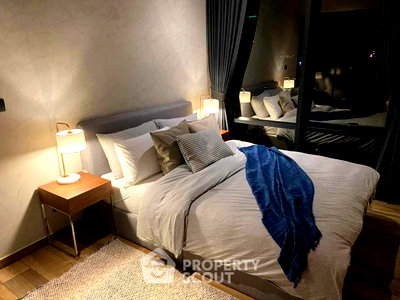 Condos for sale : 2-BR Condo at The Lofts Asoke near MRT Phetchaburi (ID 3041794)
