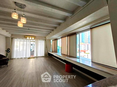 Condos for rent : 2-BR Condo at Diamond Tower Condominium near BTS Chong Nonsi (ID 3371449)