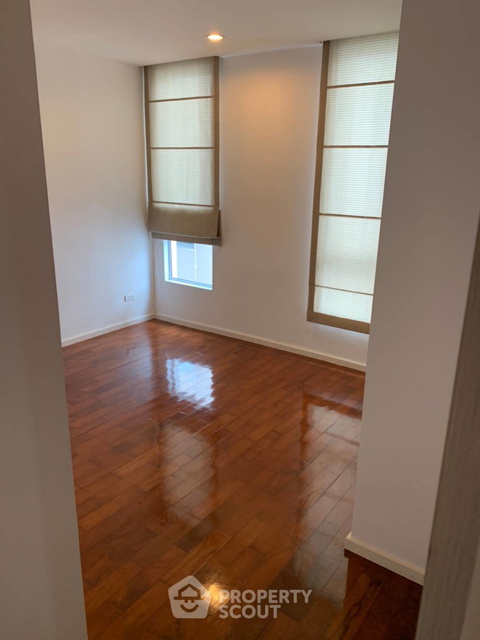 picture 3-BR Condo at Siri On 8 Sukhumvit 8 near BTS Nana (ID 469355) - 16/32