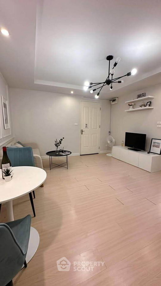 picture 1-BR Condo At Happy Condo Ratchada 18 Near MRT Huai Khwang (ID 3372117) - 18/23