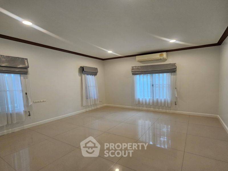 picture 5-BR House at The Boulevard Sriracha in Surasak (ID 3373235) - 5/14