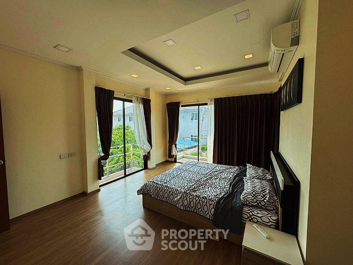รูป บ้าน 4-ห้องนอน ใกล้ พัทยาเหนือ (ID 3371400) - รูปที่ 3/16