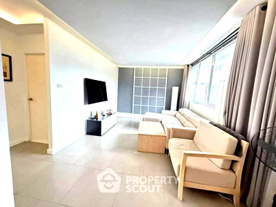 Condos for rent 700 Year Sports Arena Chiang Mai : 3-BR Condo For Rent At Vieng Ping Mansion, Chiang Mai (ID 3376483)