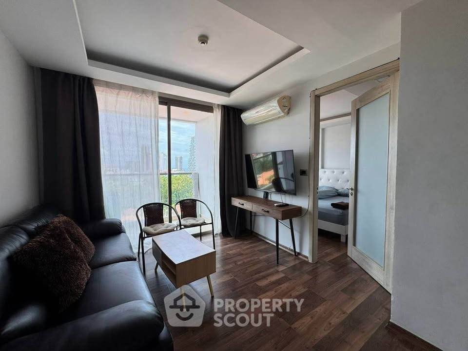 picture 1-Bedroom Condo For Rent At The Peak Towers, Phratamnak (ID 3336326) - 13/15