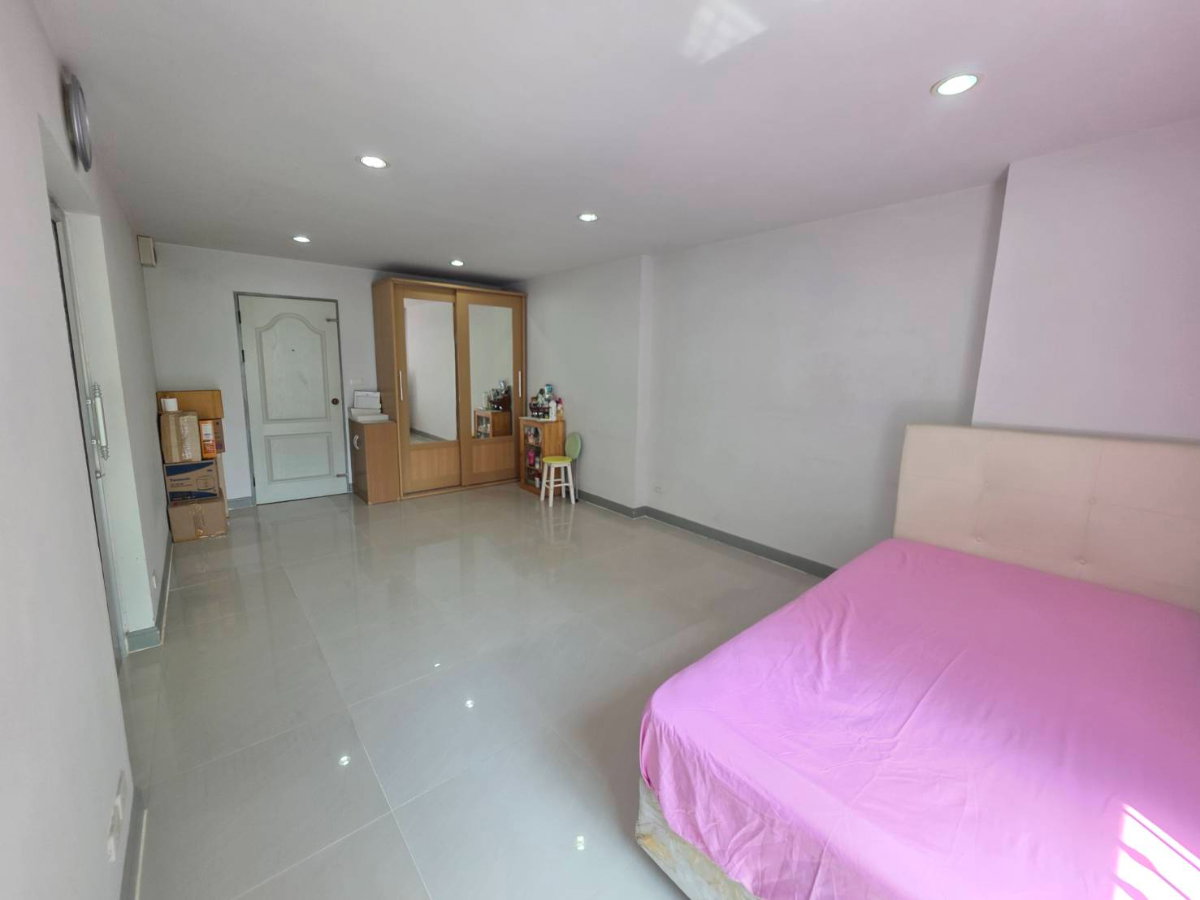 รูป ขายคอนโดรีเจ้นท์โฮม 2 เพียง 300 เมตร BTS สายหยุด Tel.0999983897 - รูปที่ 5/11