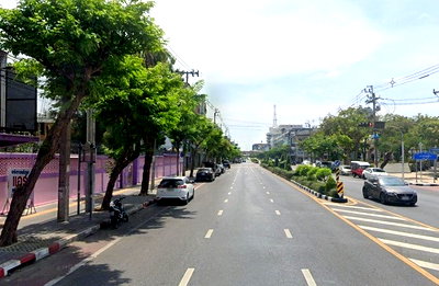 ที่ดิน เขตคลองสาน : ขายที่ดินพร้อมสิ่งปลูกสร้าง ติดถนนเจริญรัถ ใกล้ ICON SIAM