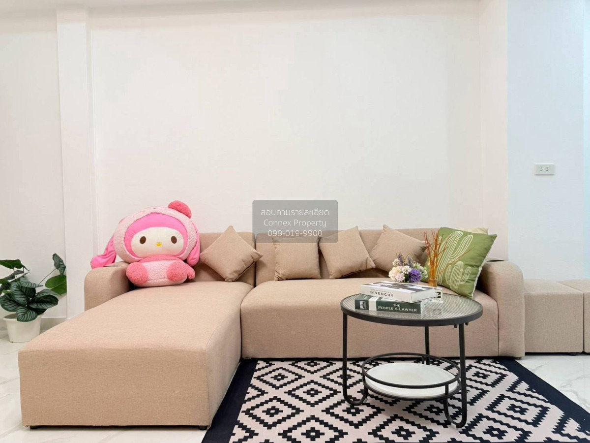 2-bed townhouse for sale, 64 sqm, 16 sq wah, Jirathorn