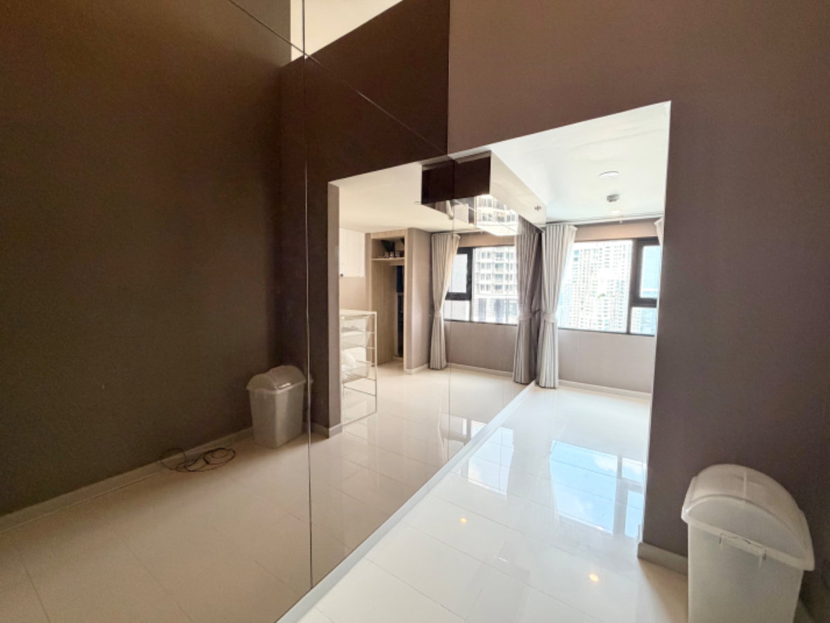 picture Knightsbridge Prime Sathorn | Duplex, 34th Floor, Corner Unit | 39.56 sq.m. | Only 5.99 million Baht. - 5/37