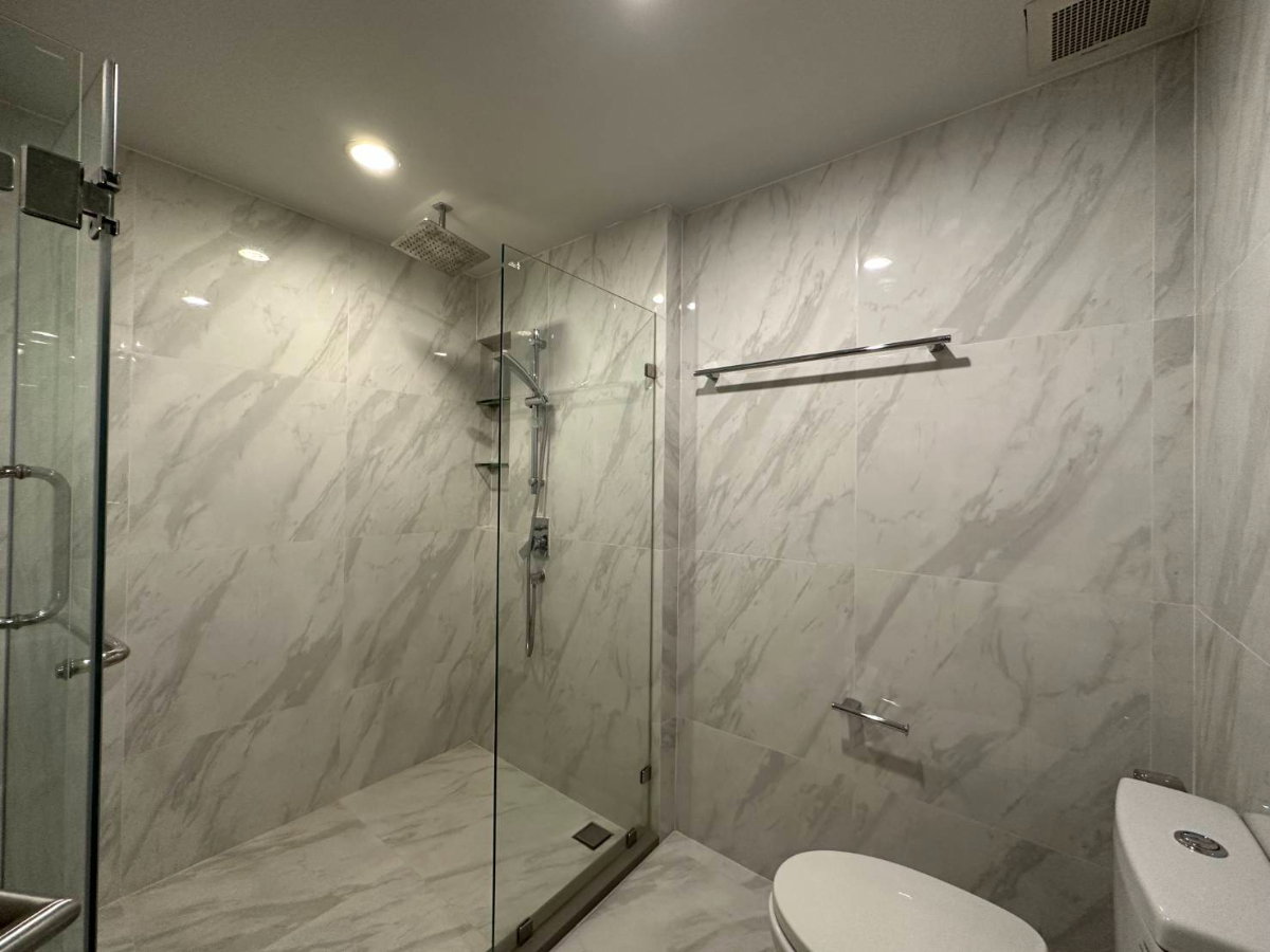 picture Condo For Rent!!Ideo Mobi Sukhumvit 40 - 7/11