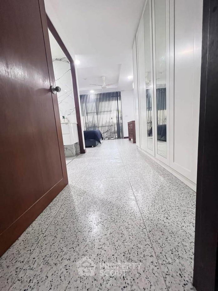 รูป ขายคอนโด 2 ห้องนอน 100 ตร.ม. Regent Pratumnak Condominium พระตำหนัก (ID 3373522) - รูปที่ 11/15