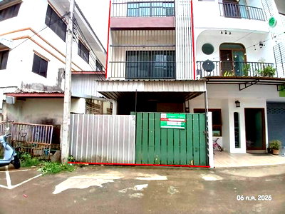 Shophouses for sale Chiang Mai : SHOP HOUSE 22.5 Sq.w. San Sai Chiang Mai for 3.4M