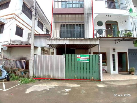 SHOP HOUSE 22.5 Sq.w. San Sai Chiang Mai for 3.4M